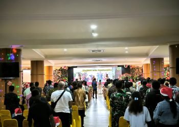 Suasana ibadah perayaan Natal Pemkab Mimika bersama TNI/Polri dan Masyarakat Tahun 2023