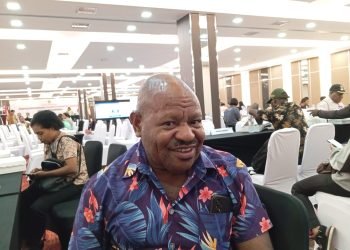 Kepala Distrik Alama, Ruben Dolame