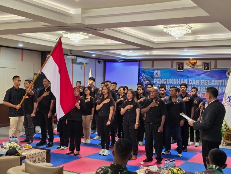 Dikukuhkan Sebagai Ketua Muaythai Mimika, Fandanita Silimang: Kita Harus Berprestasi dan Juara